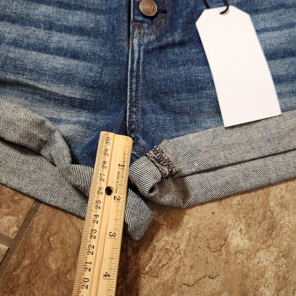 Juniors Clothing Size 7 Mixed Lot | Shorts & Pants Bundle | Pre-Owned & NWT - Picture 15 of 15